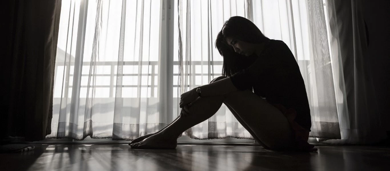 Αυτά είναι τα 8+1 συμπτώματα της κατάθλιψης